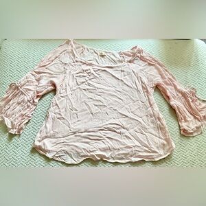 Hollister bellsleeve top